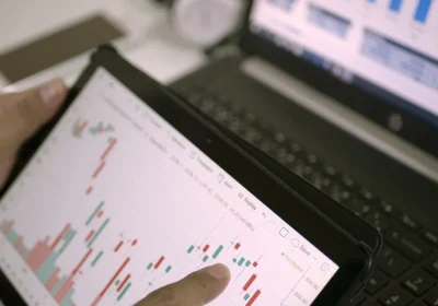 Trading mindset shifts that help reduce mistakes during active sessions